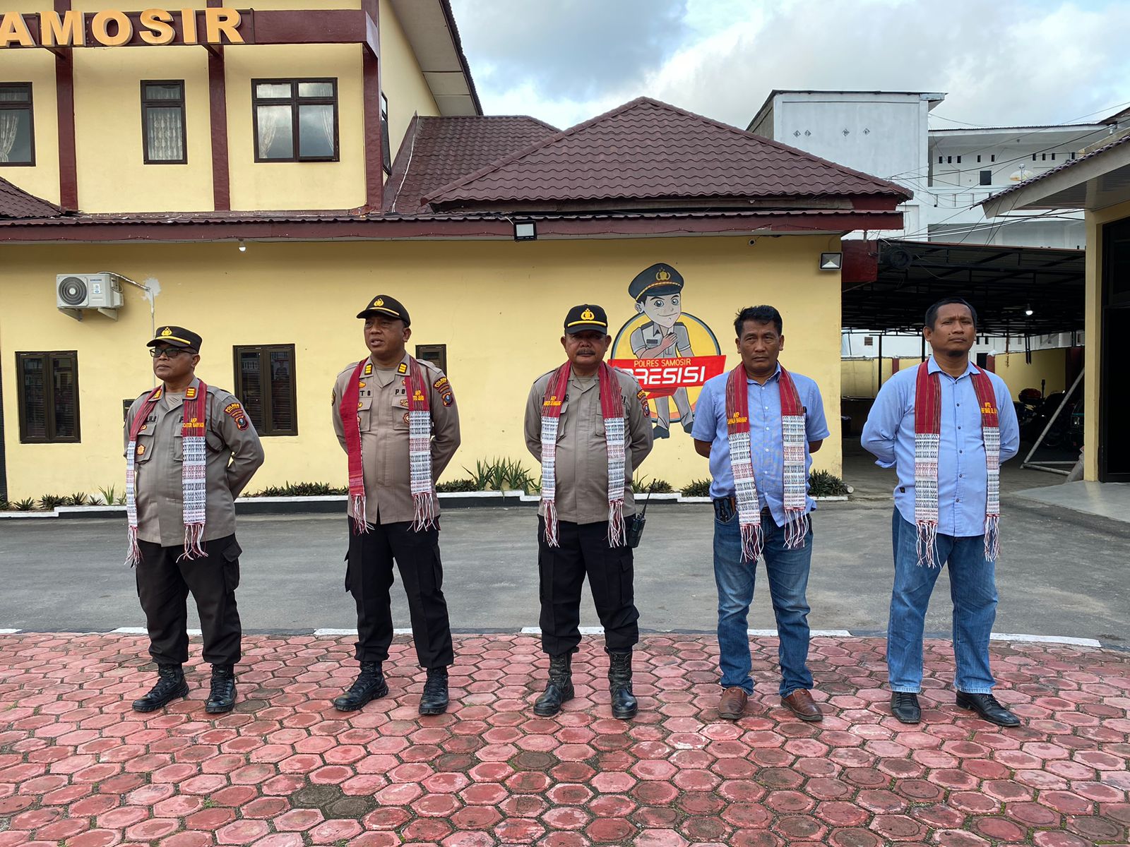 Disamping Dalihan Natolu Pada Restorative Justice Stola Juga Ciri Polres Samosir Kedepankan Culture Budaya Batak