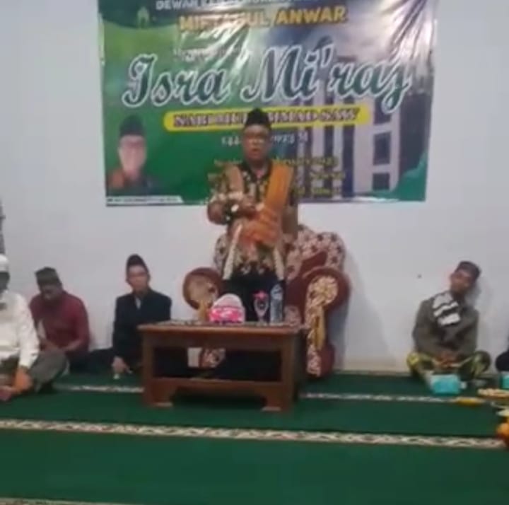 Ketua DPD LSM Prabhu Indonesia Jaya Kabupaten Kuningan Hadiri Acara Isra Mi’Raj Bertempat Di Mushola Miftahul Anwar
