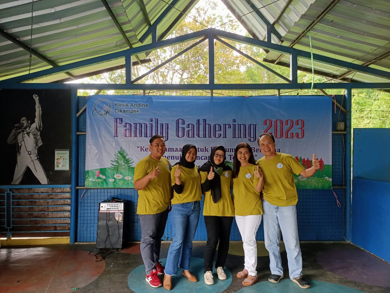 Klinik Andina Cikampek Gelar Family Gathering th 2023 ke Bandung.